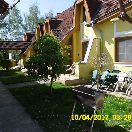 Pension Heidi Lenti Exterior foto