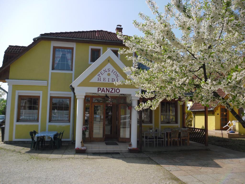 Pension Heidi Lenti Exterior foto
