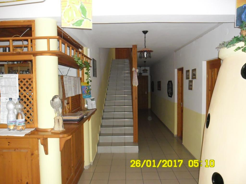 Pension Heidi Lenti Exterior foto
