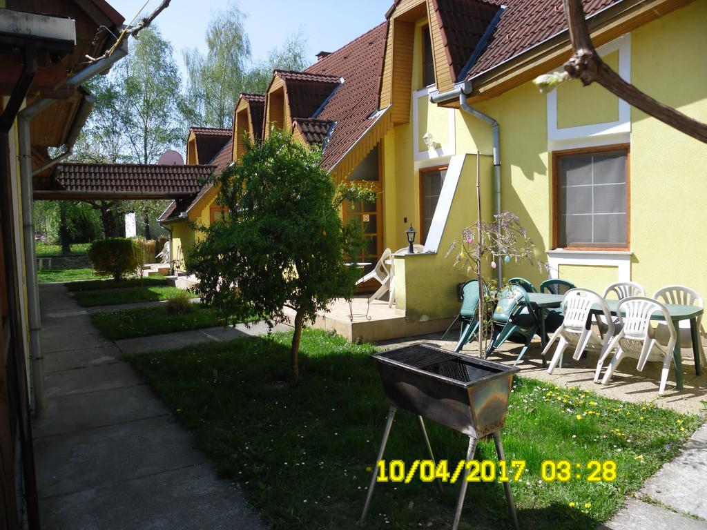 Pension Heidi Lenti Exterior foto